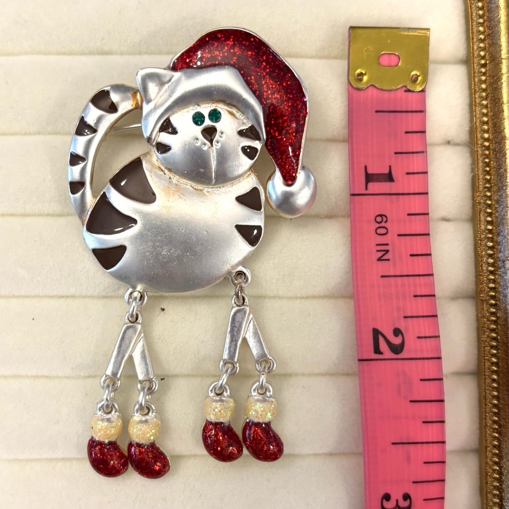 Green Eyed Christmas Cat Brooch Pin Articulated Red Cap Mittens Sparkle Enamel - Picture 4 of 6